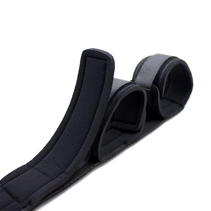 Barra Espaciadora con Barra Rígida y Esposas con Esponja - Imagen 5